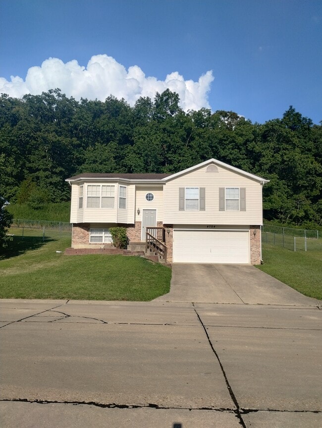 Building Photo - 4724 Land Rush Dr Rental