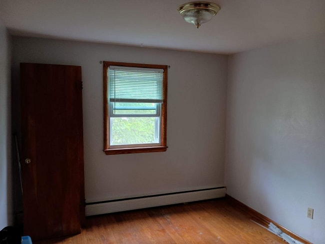 Photo - 4250 E Allen St Unidad 2