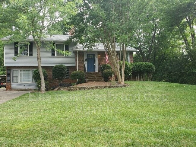 Building Photo - 4918 White Oak Rd Rental