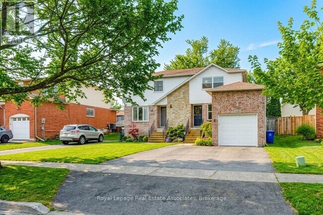 Photo - 190 Nith River Wy
