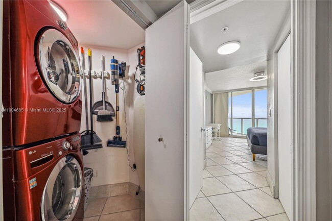 Photo - 16699 Collins Ave Unit 2009