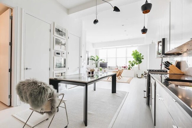 Photo - 101 Wyckoff Ave