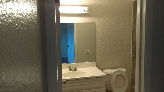 Photo - Nice and Clean 2 Bedroom 1 Bath Duplex in Orangevale