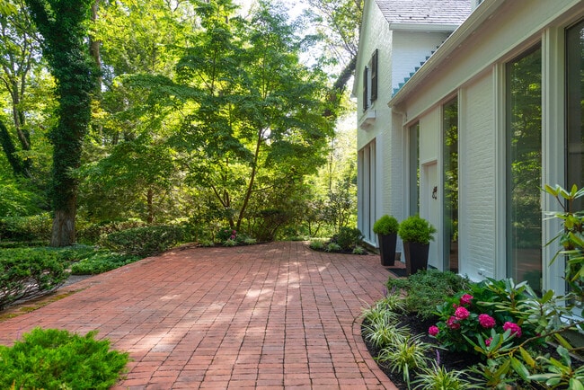 Photo - 3 Easterly Ct