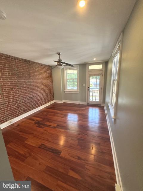 Photo - 329 S Market St