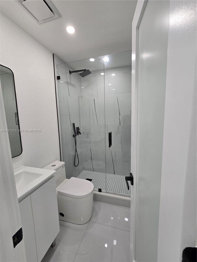 Photo - 5551 NW 175th St