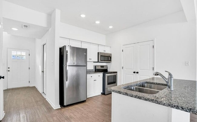 Photo - Beautiful 3-Bedroom Townhome in Pleasure Ridge Park!