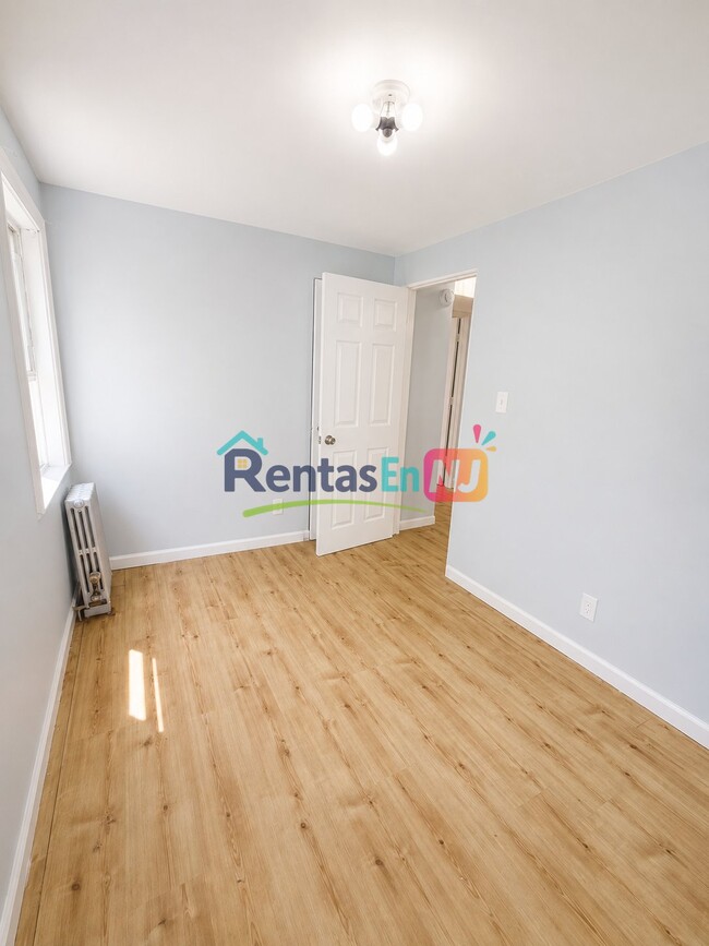 Photo - 632 Cora Pl Unit 2
