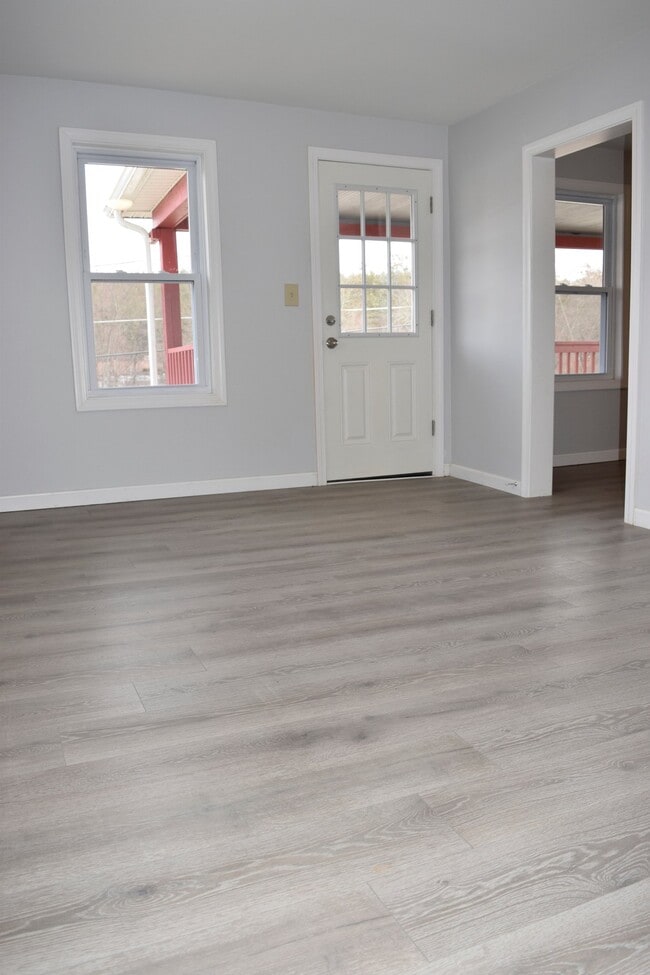 7 Pearl St Unit 2
