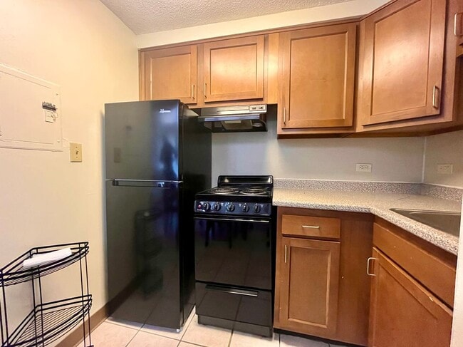 Photo - 460 Charles St