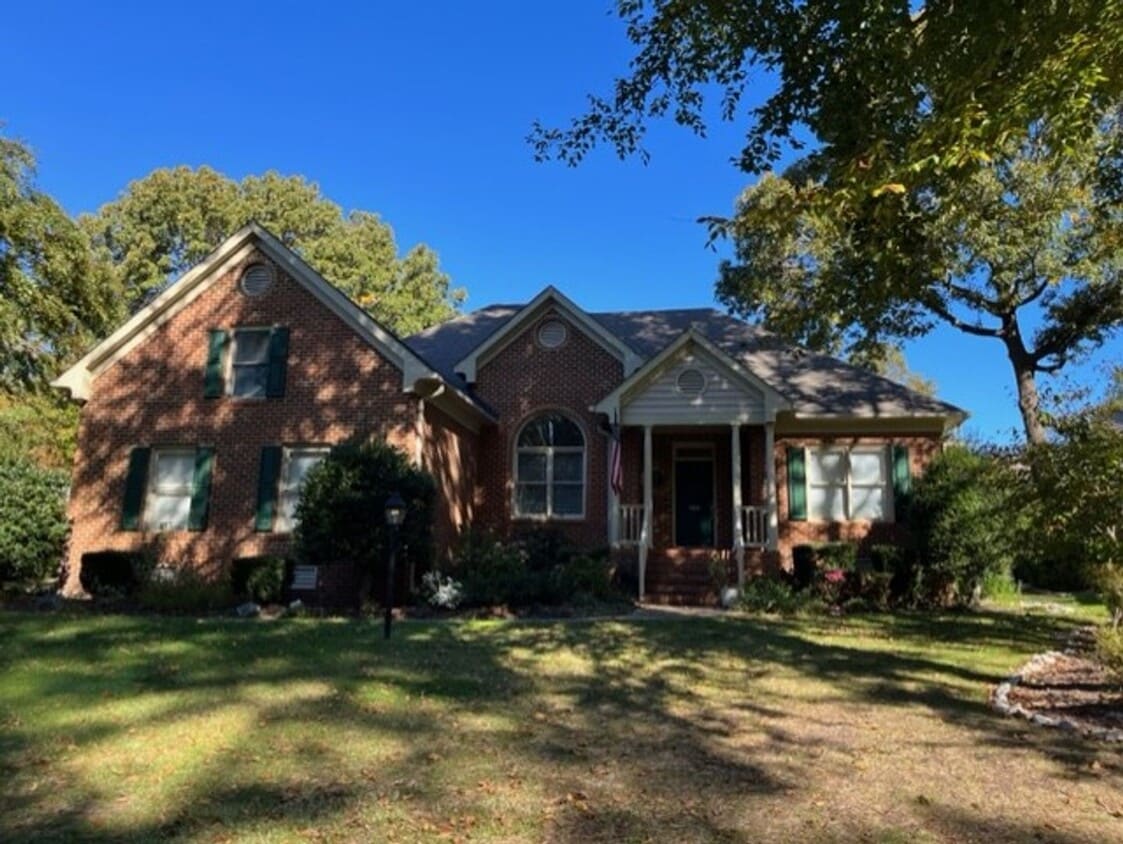 Gorgeous, updated 4 bedroom 2 bathroom hom... - Gorgeous, updated 4 bedroom 2 bathroom hom...