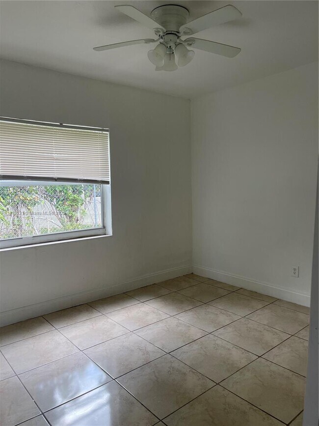 Photo - 2 bedroom in North Miami Beach FL 33160