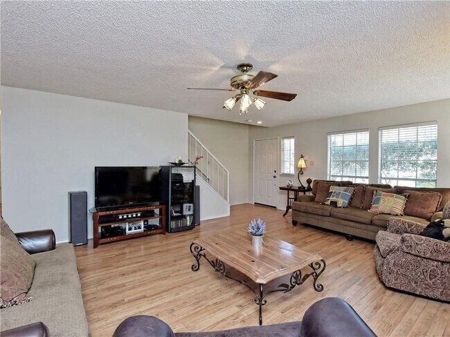 7906 Truman Cove