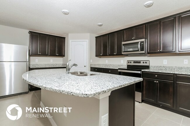 Photo - 163 Violet Ct