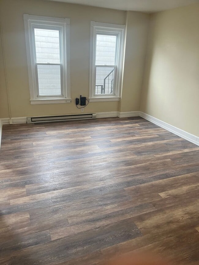 Building Photo - 841 N 7th St Unit 3