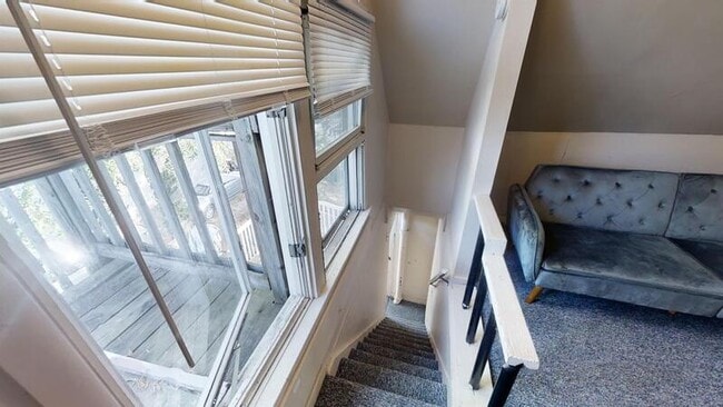 Photo - 424 N State St Unit 4