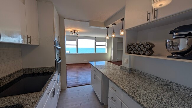 Photo - 6301 N Sheridan Rd Unit 6L