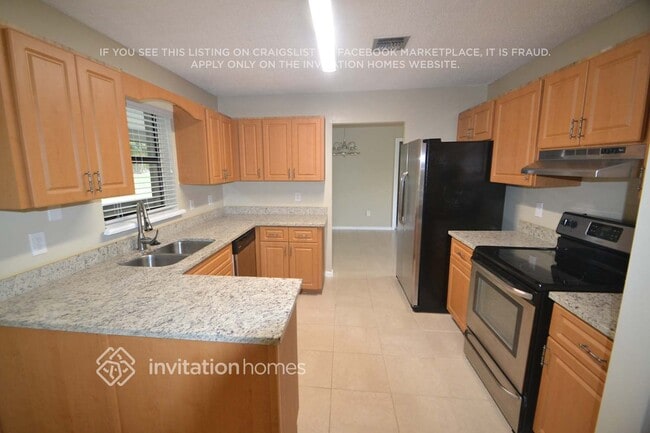 Photo - 1901 Shower Tree Way