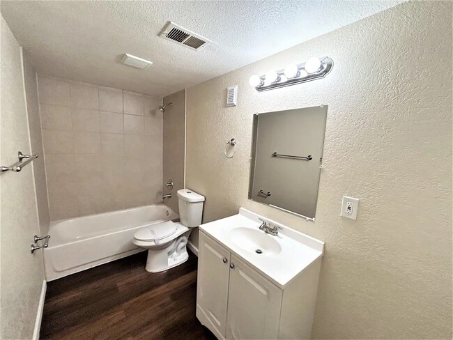 Photo - 1312 S Broadway