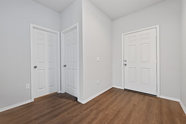 Photo - 20706 Southern Wds Blvd