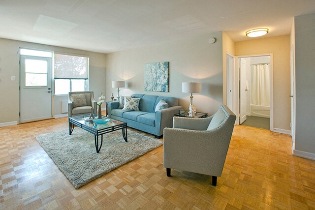 Photo - Fairway Towers