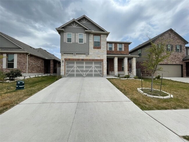 Photo - 541 Ayinger Ln