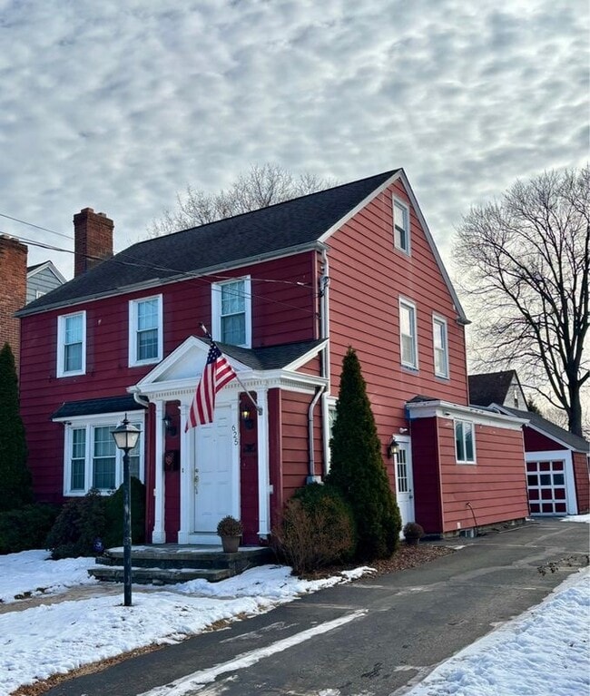 Building Photo - 625 Cleveland Ave