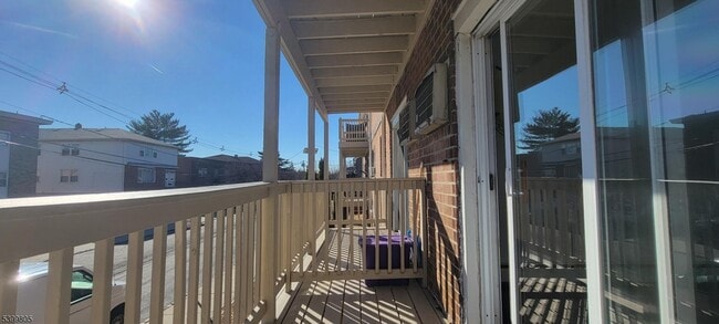 Photo - 17 Cuozzo St