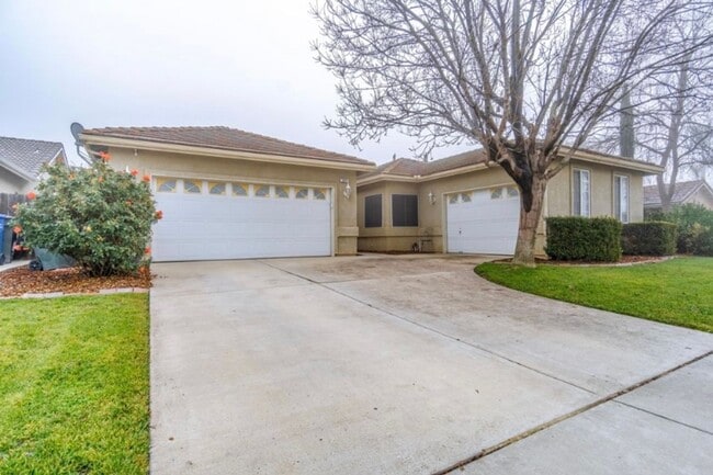 South West Lemoore home Ready to move in w... - South West Lemoore home Ready to move in w...