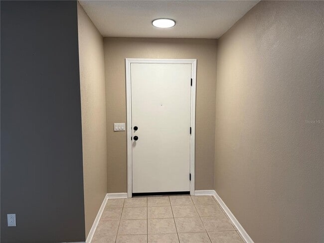 Photo - 21300 Washburn Ave