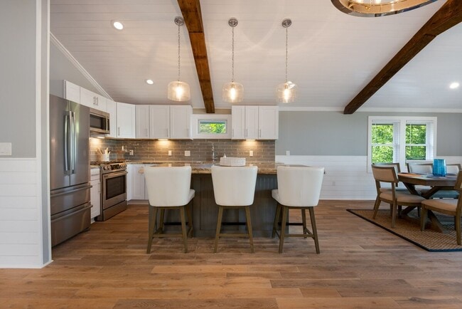 14 Liechty Dr
