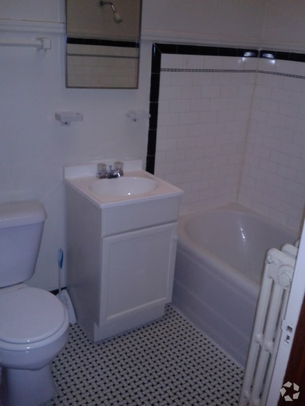 Building Photo - 1408 S 79th St Rental