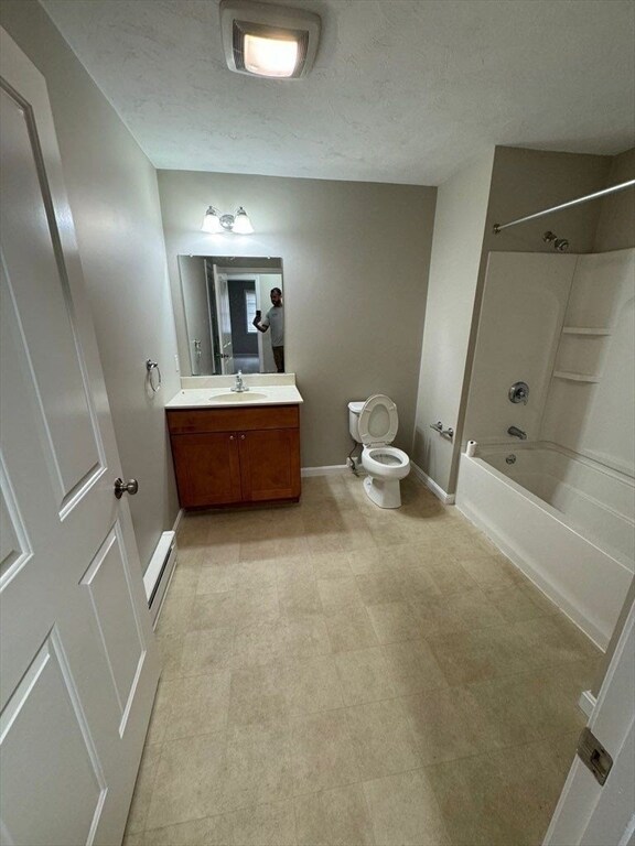 Photo - 670 Bedford St Unit 307