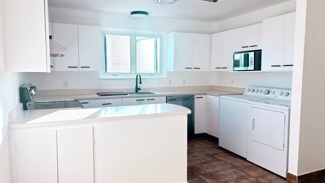 Photo - 330 Rue Louise-Lamy Unit 202