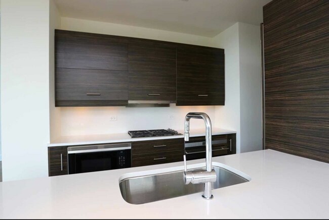 Photo - Heart of Wicker Park: CONDO-QUALITY 3-BED, 2-BATH | PETS OK | PARKING Unit 409