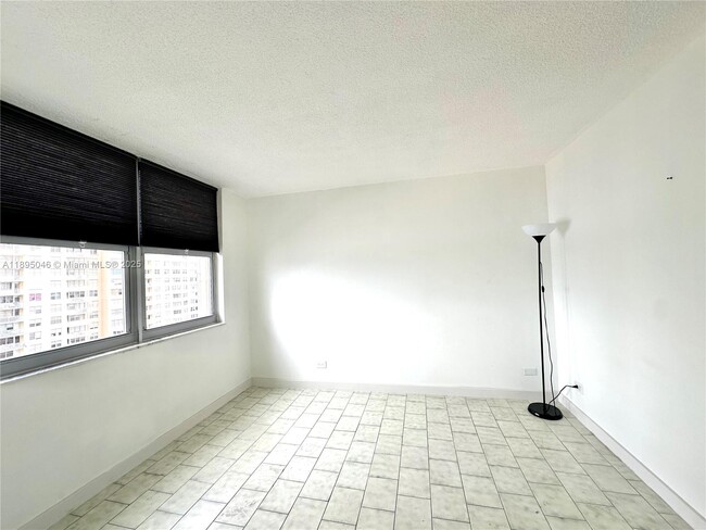 Photo - 250 174th St Unit 1212