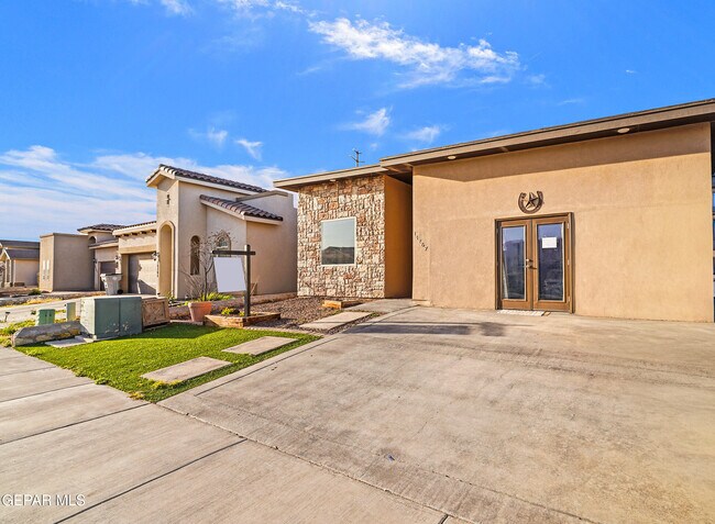 Photo - 14267 Richard Wiles