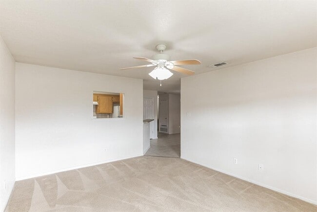 Photo - 319 Cedar Ridge Dr
