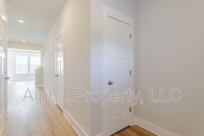 Photo - 302 Marston Ln