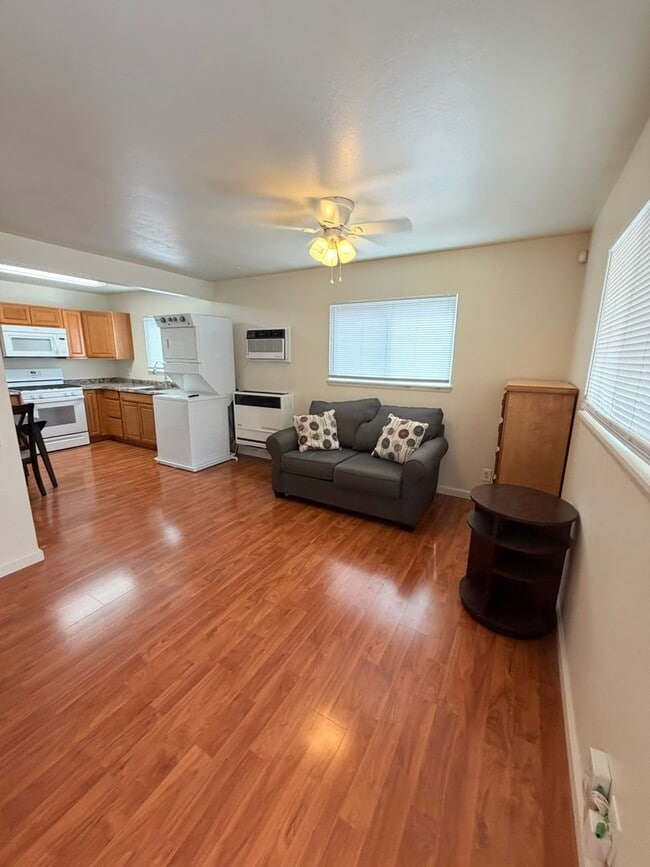 Photo - Furnished Studio Apartment in Midtown