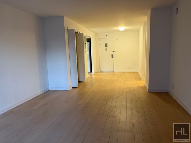 Photo - East 39th Street Unit 15B