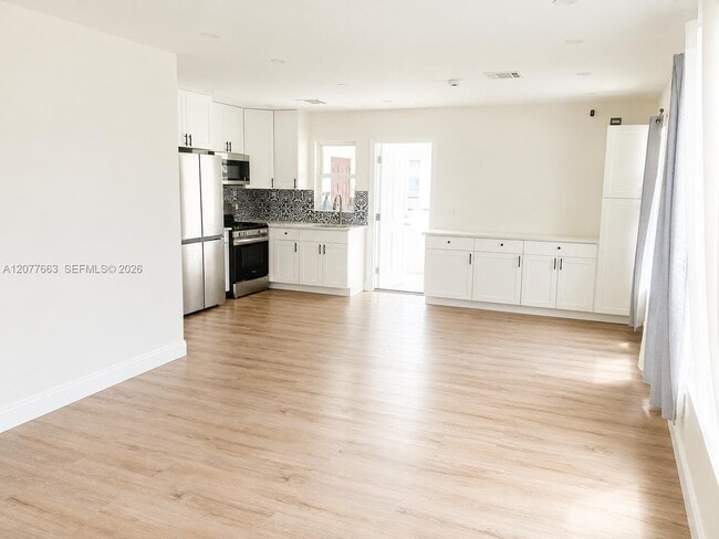 632 NW 19th St