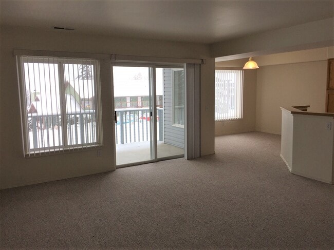 Photo - 2305 W Woodin Ave