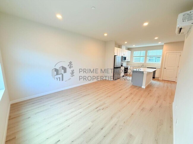 15215 35th Ave W