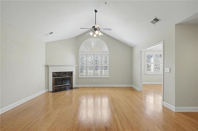 Photo - 214 Highlands Ridge Pl