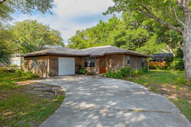 Photo - 114 Lobelia Rd House