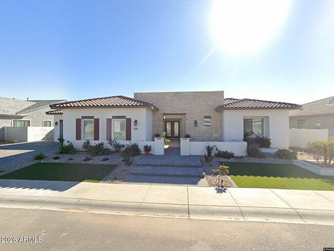 1285 E Mead Dr