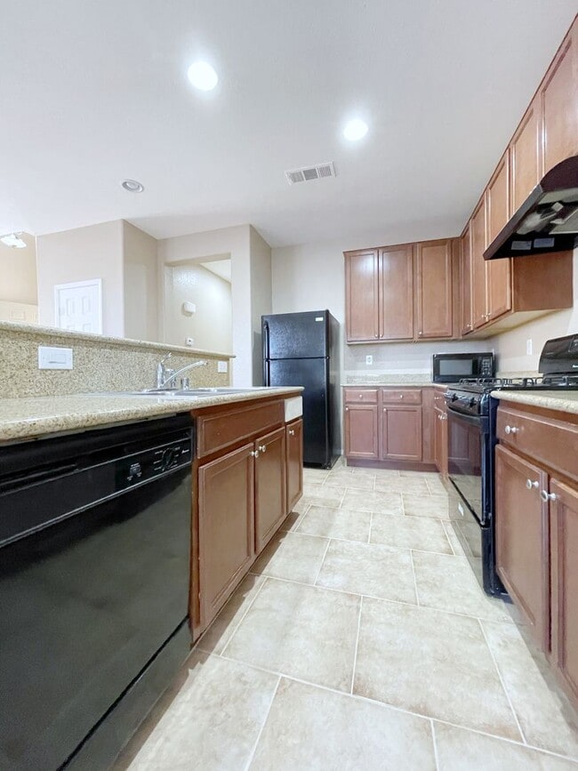 Photo - Spacious Living, Granite Counters, Great Location!