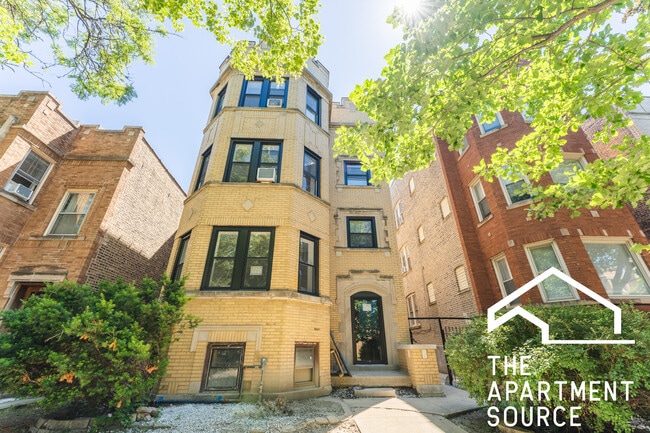 Building Photo - 4319 N Francisco Ave Unit G