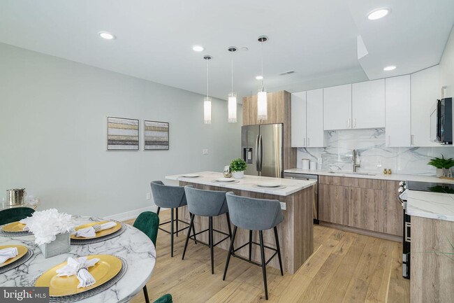 Photo - 1231 E Berks St Apartment Unit 105